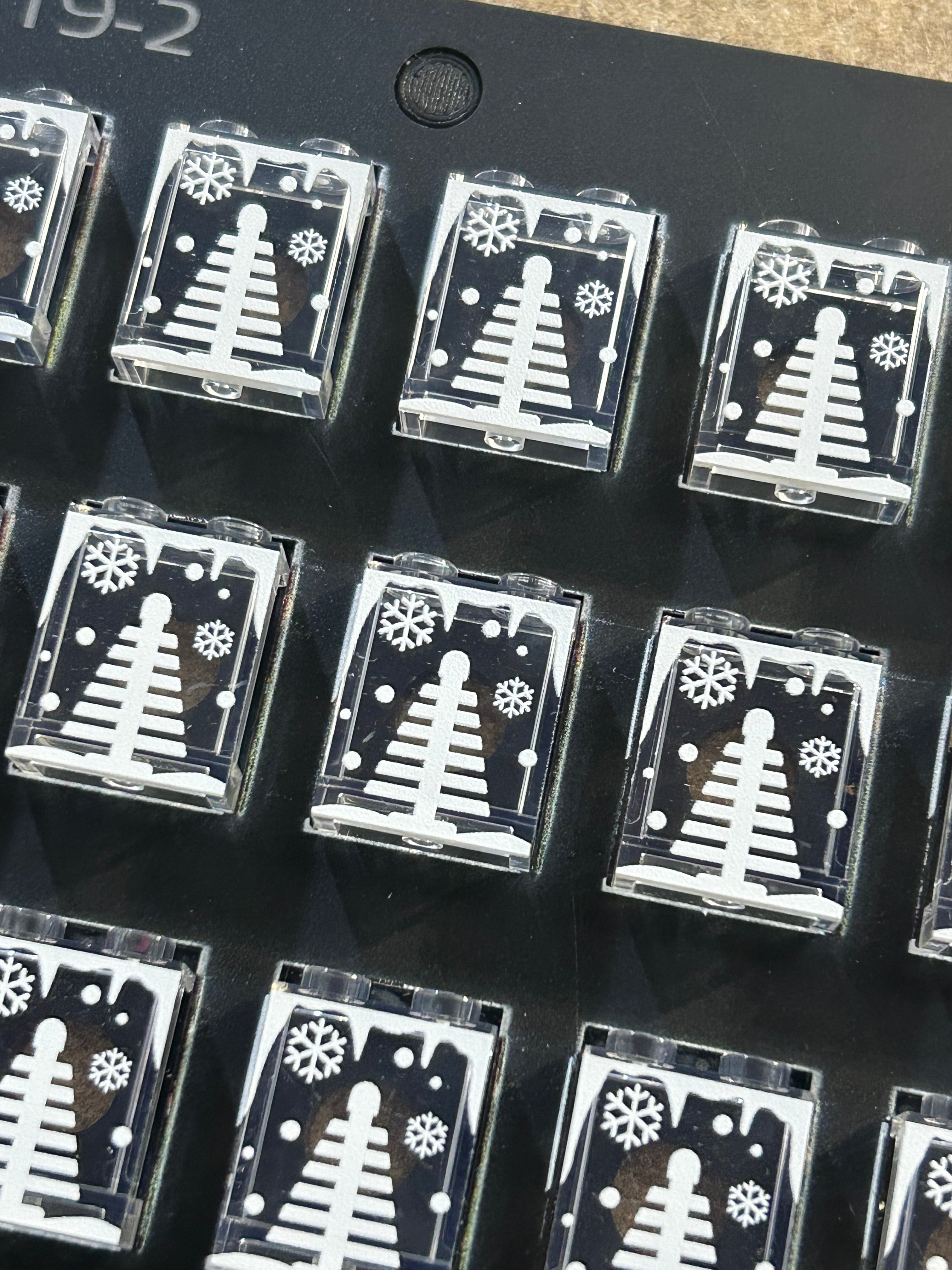 Winter Village Window with Christmas Tree 1x2x2 Panel - B3 Customs (Copy)