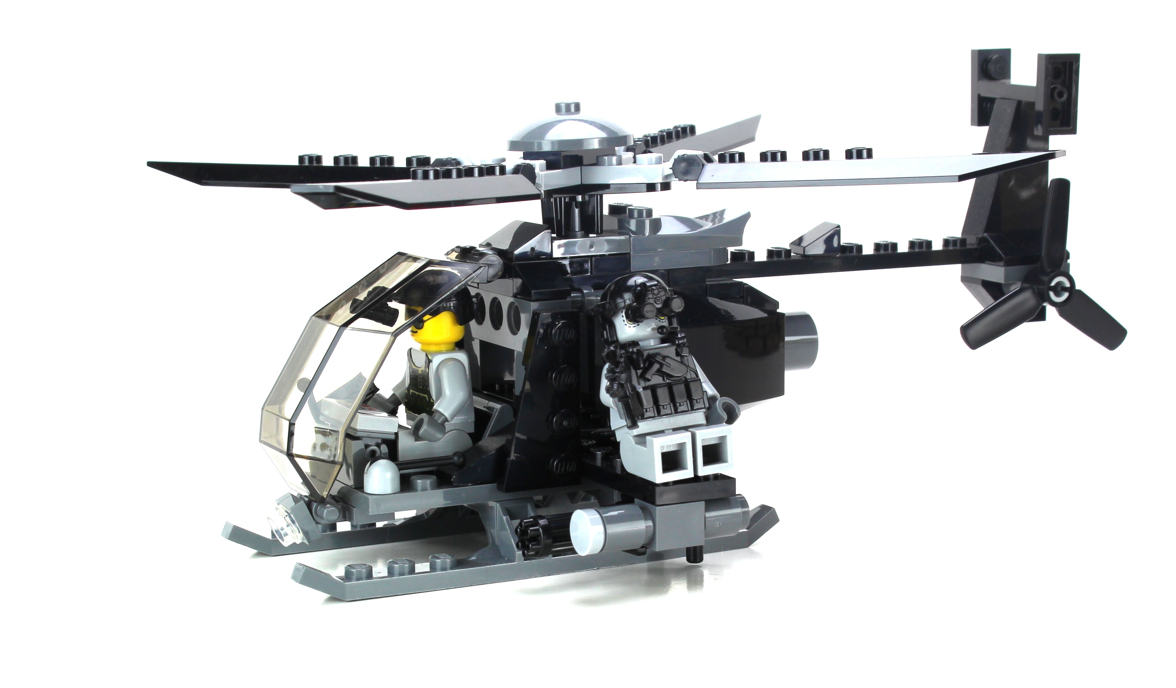 Army AH-6 Little Bird Helicopter (1x Pilot + 2x Army Rangers) made with LEGO parts
