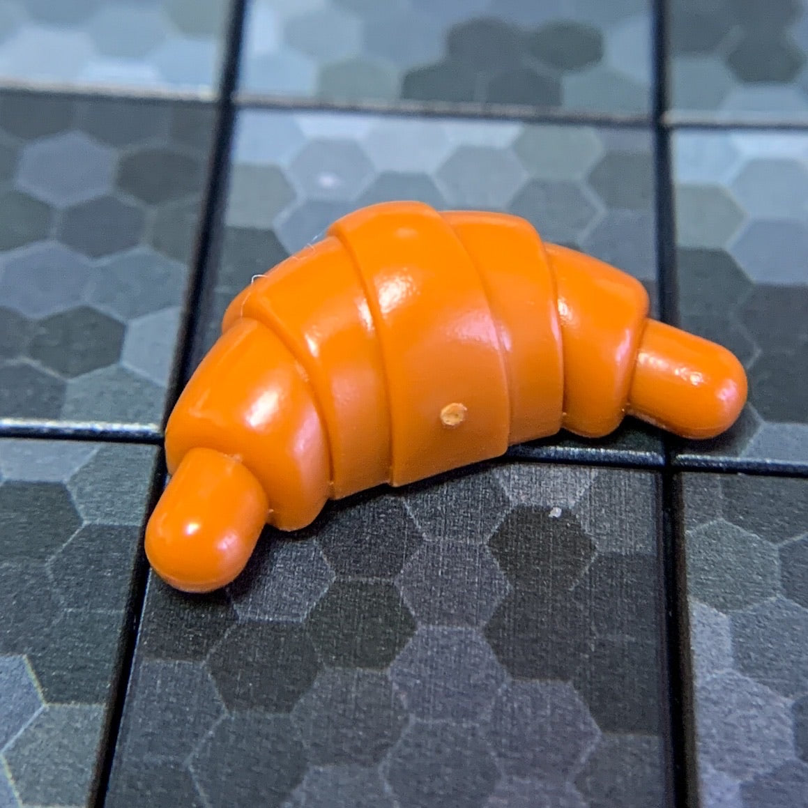 Croissant - Official LEGO® Minifigure Part