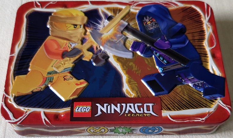 LEGO Ninjago Legacy: Arin vs. Wolf Mask Guard Minifigures Metal Box (112404)