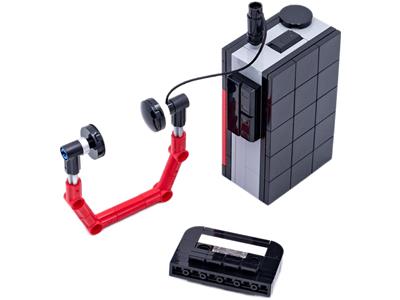 LEGO Insiders Reward Buildable Cassette Player (6471612)