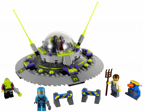 LEGO Alien Conquest UFO Abduction Set (7052)