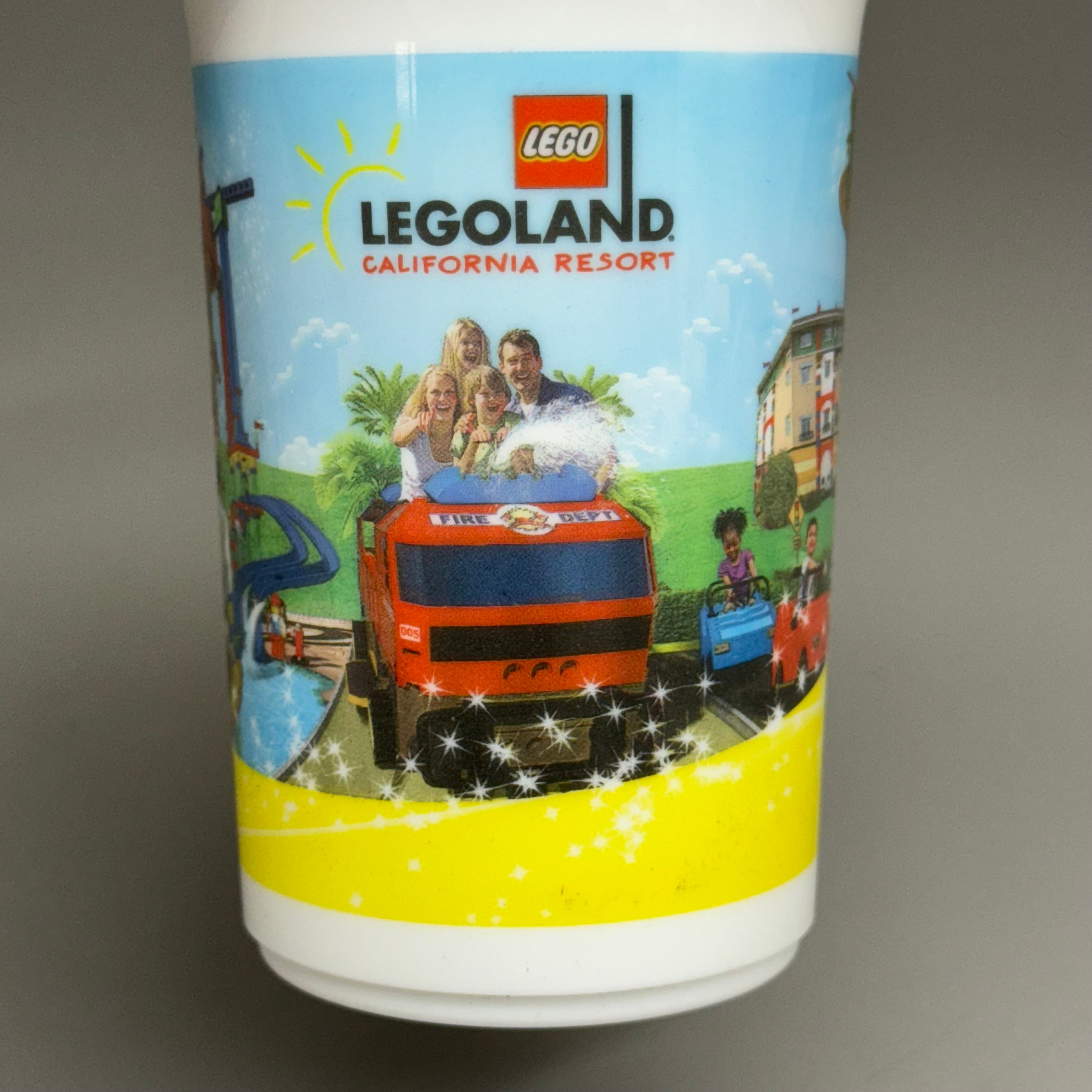 LEGOLAND California Resort (2 PACK) Plastic Cup w/ Lid & Straw 10 oz AUTHENTIC!