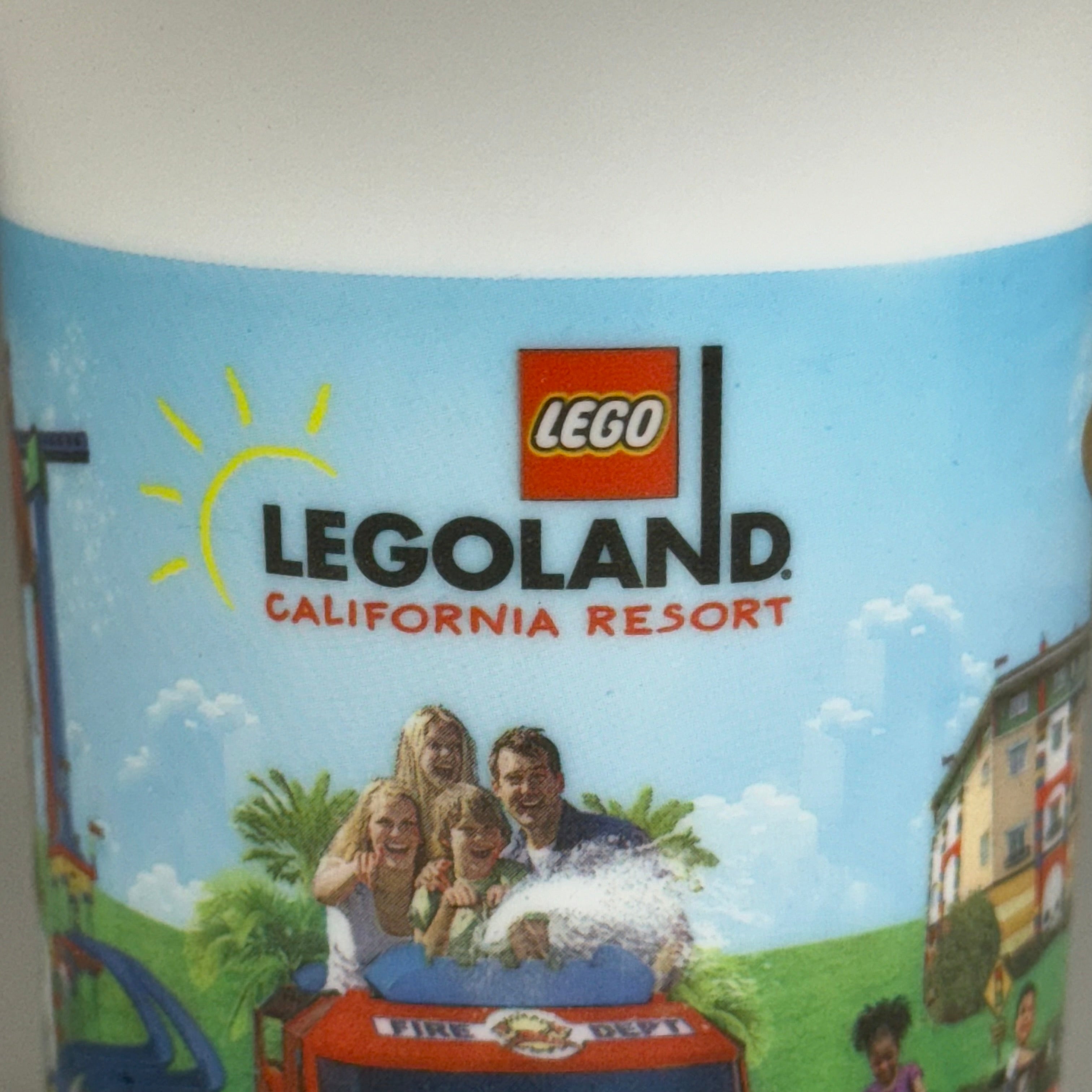 LEGOLAND California Resort (2 PACK) Plastic Cup w/ Lid & Straw 10 oz AUTHENTIC!