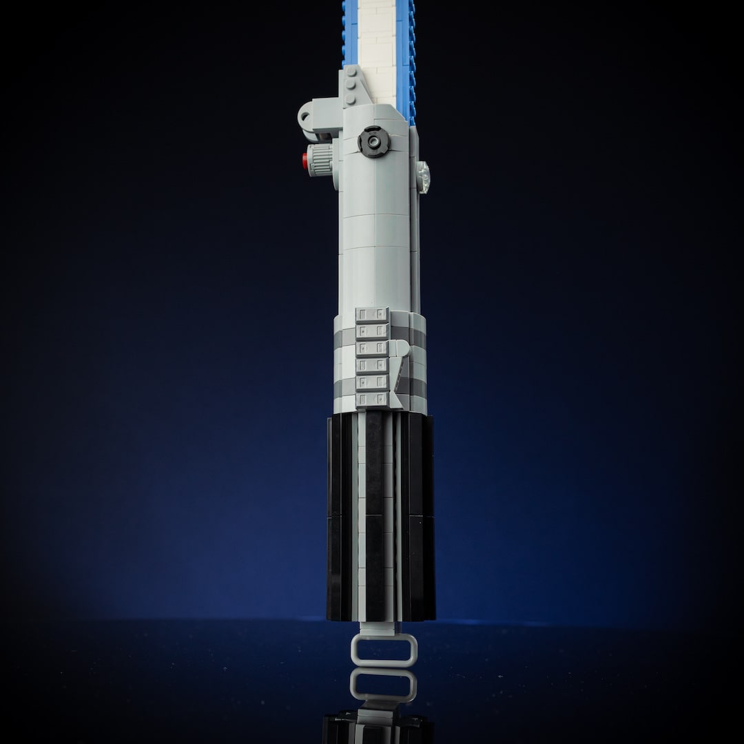 Luke’s Episode IV Saber Life-Sized Replica