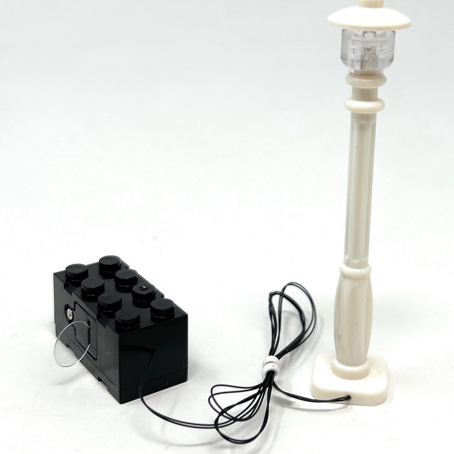 White Light-Up Lamp Post (White Light) on Brick with Cord - LEGO Compatible