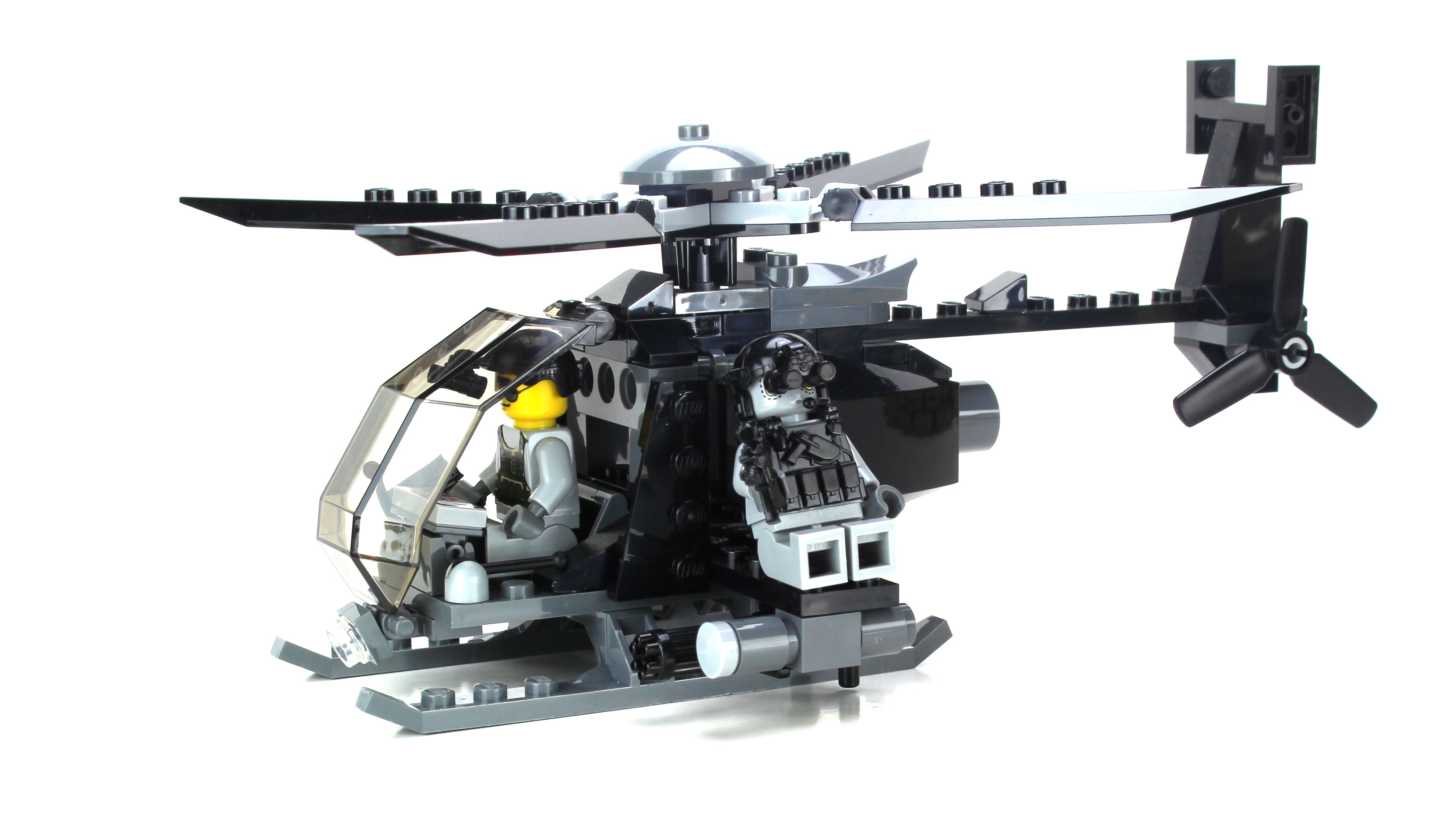 Army AH-6 Little Bird Helicopter (1x Pilot + 2x Army Rangers) - Custom LEGO Military Set made using LEGO parts