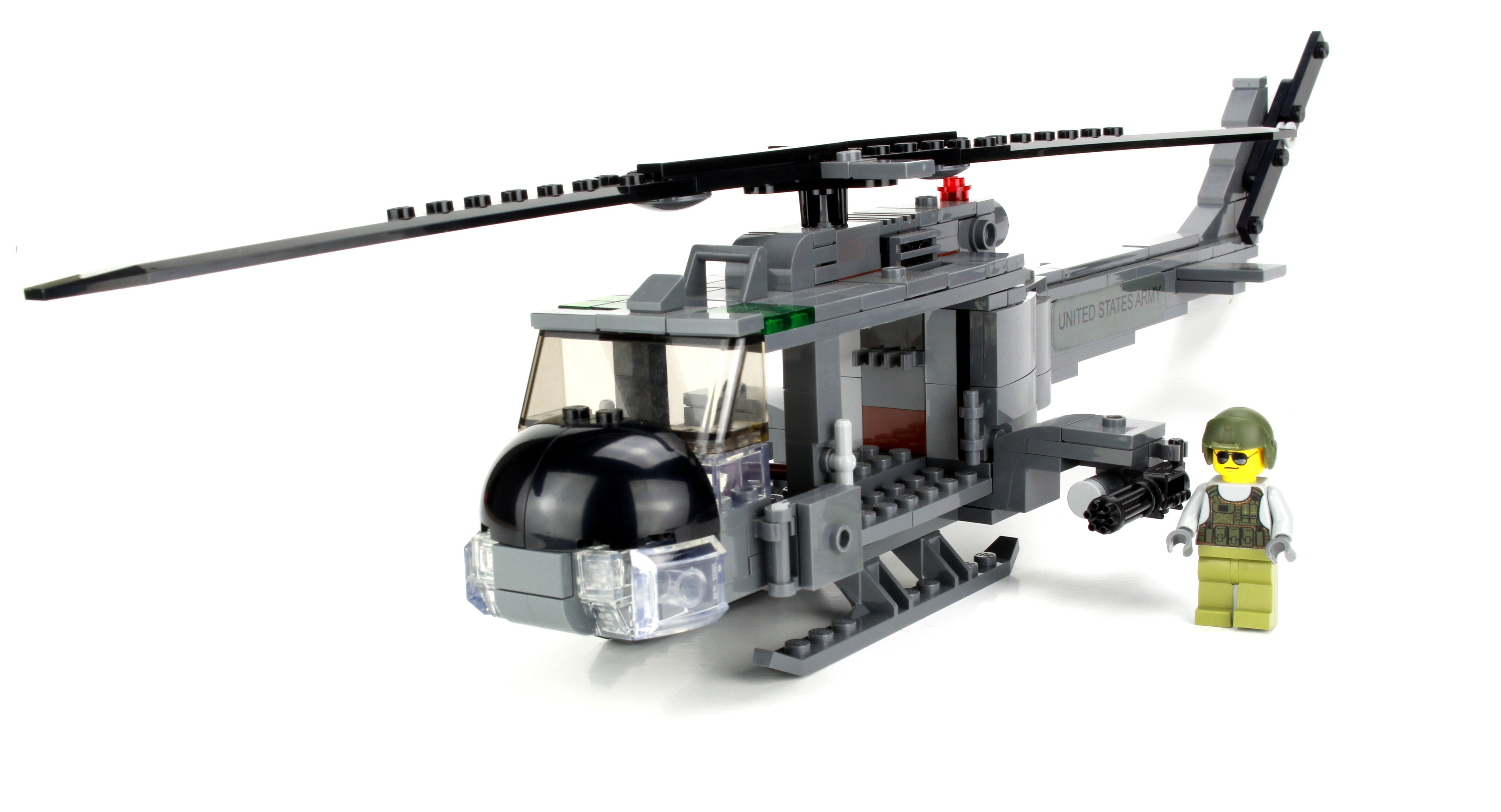 UH-1 Army Utility Helicopter Vietnam - Custom LEGO Military Set made using LEGO parts