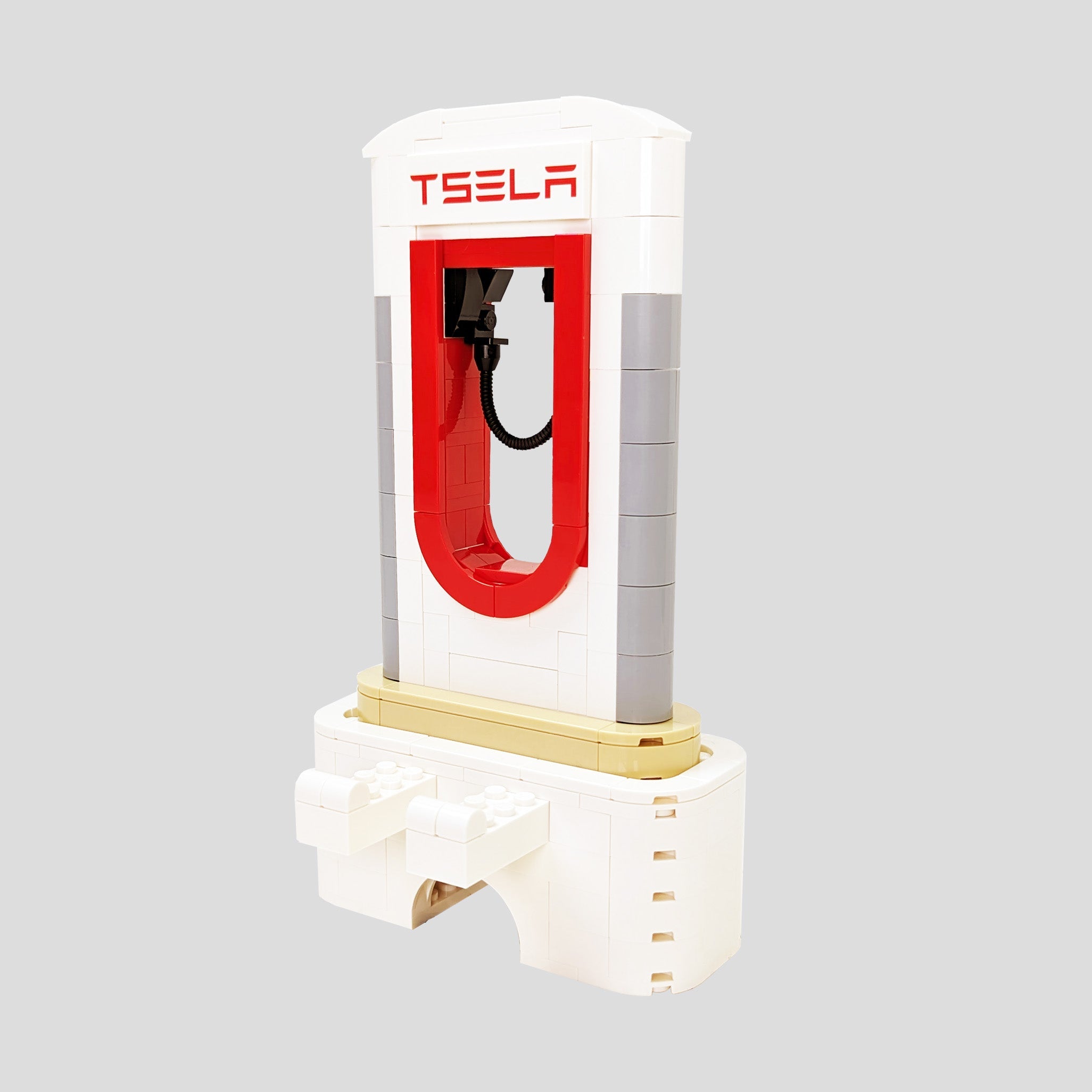 Cell Phone Holder - Fun Electric Car Charging Station