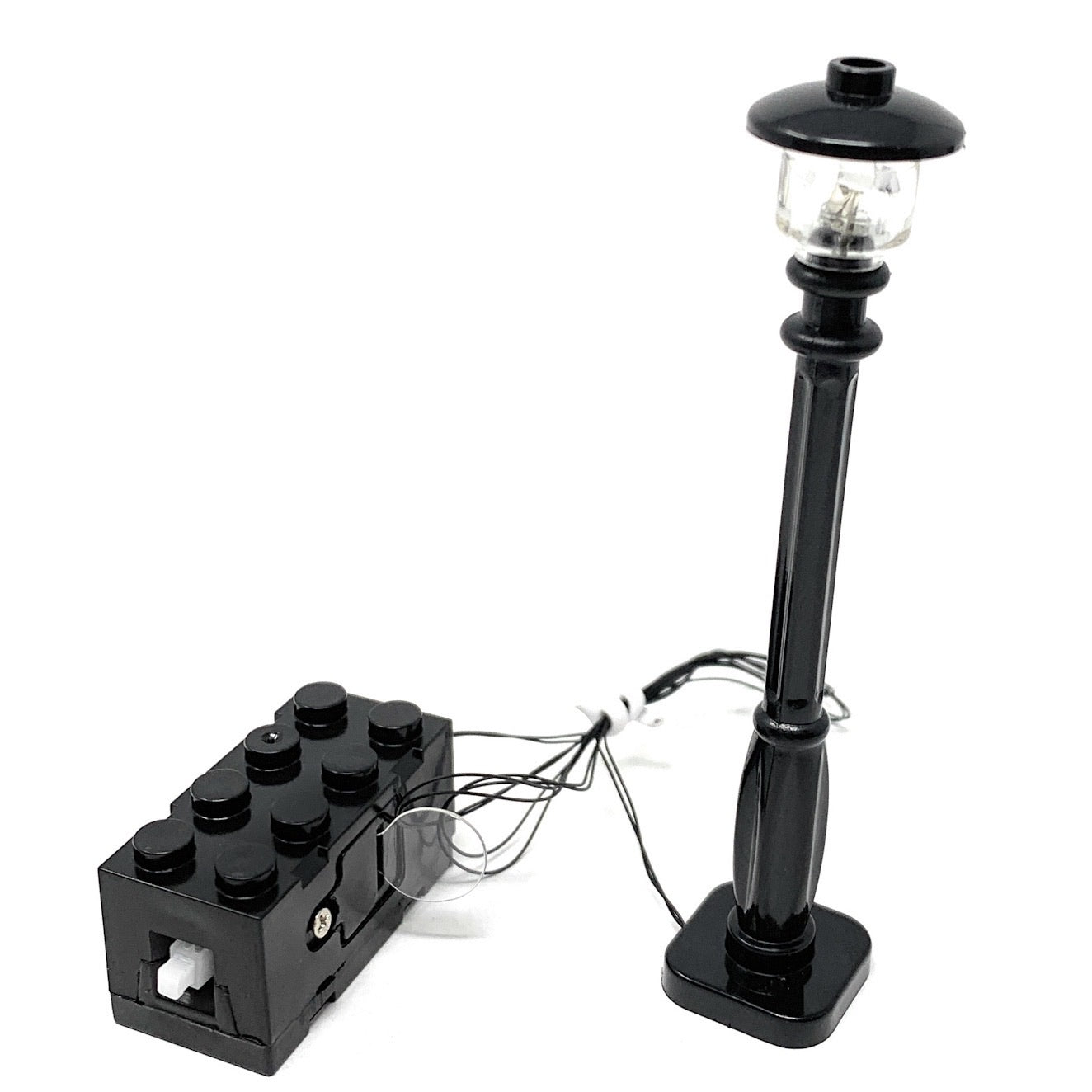 Black Light-Up Lamp Post (White / Cold Light) - Brick Powered with Cord