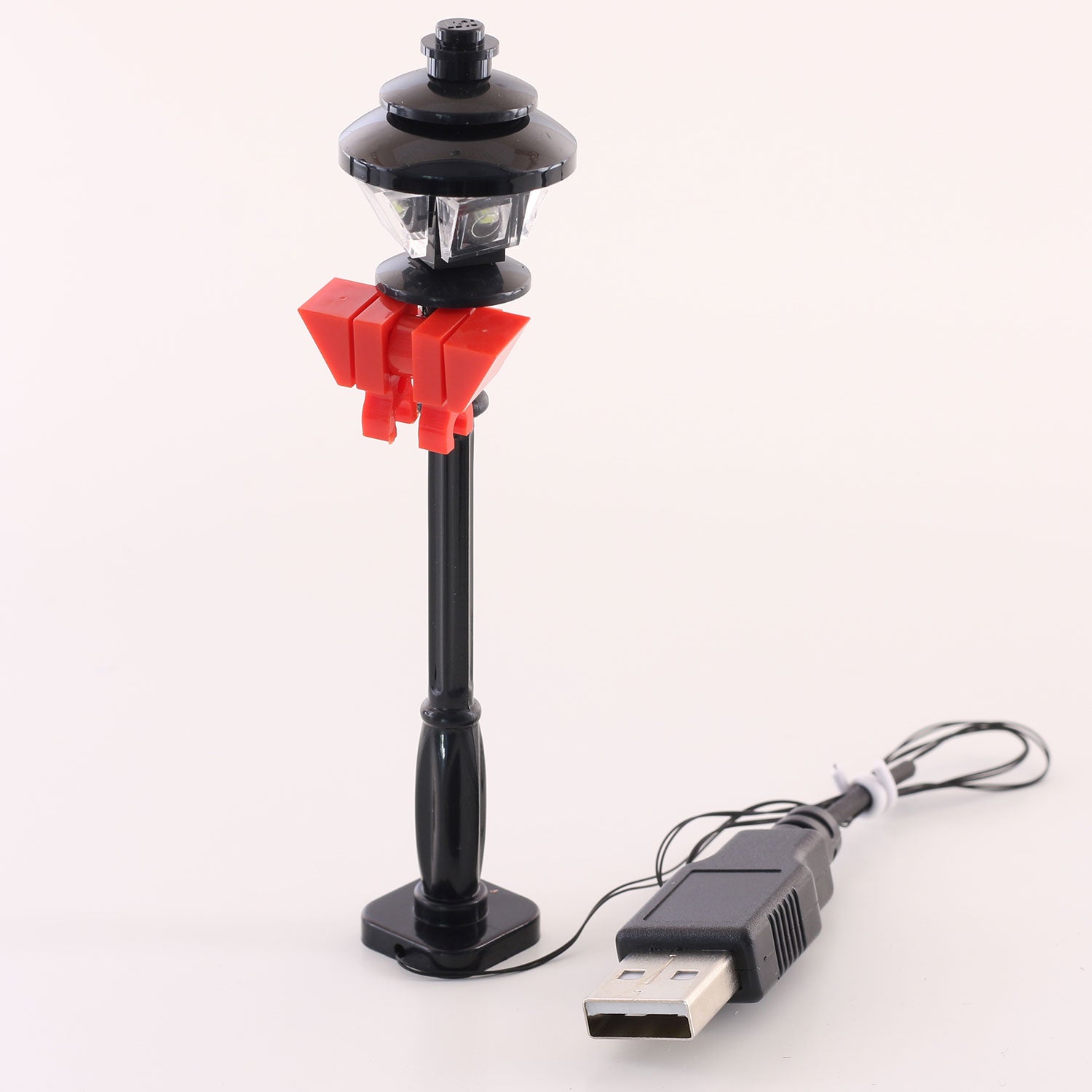Christmas Light-Up USB Lamp Post (White Light)