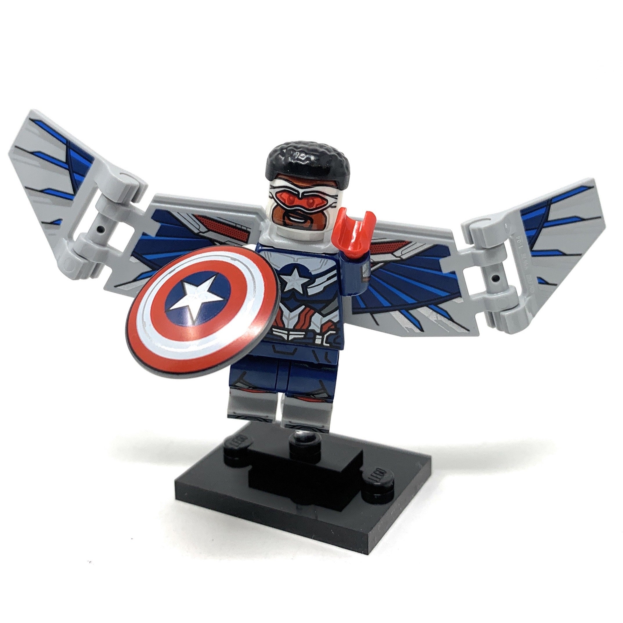 Captain America (Sam Wilson) - LEGO Marvel Collectible Minifigure (Series 1) (2021)