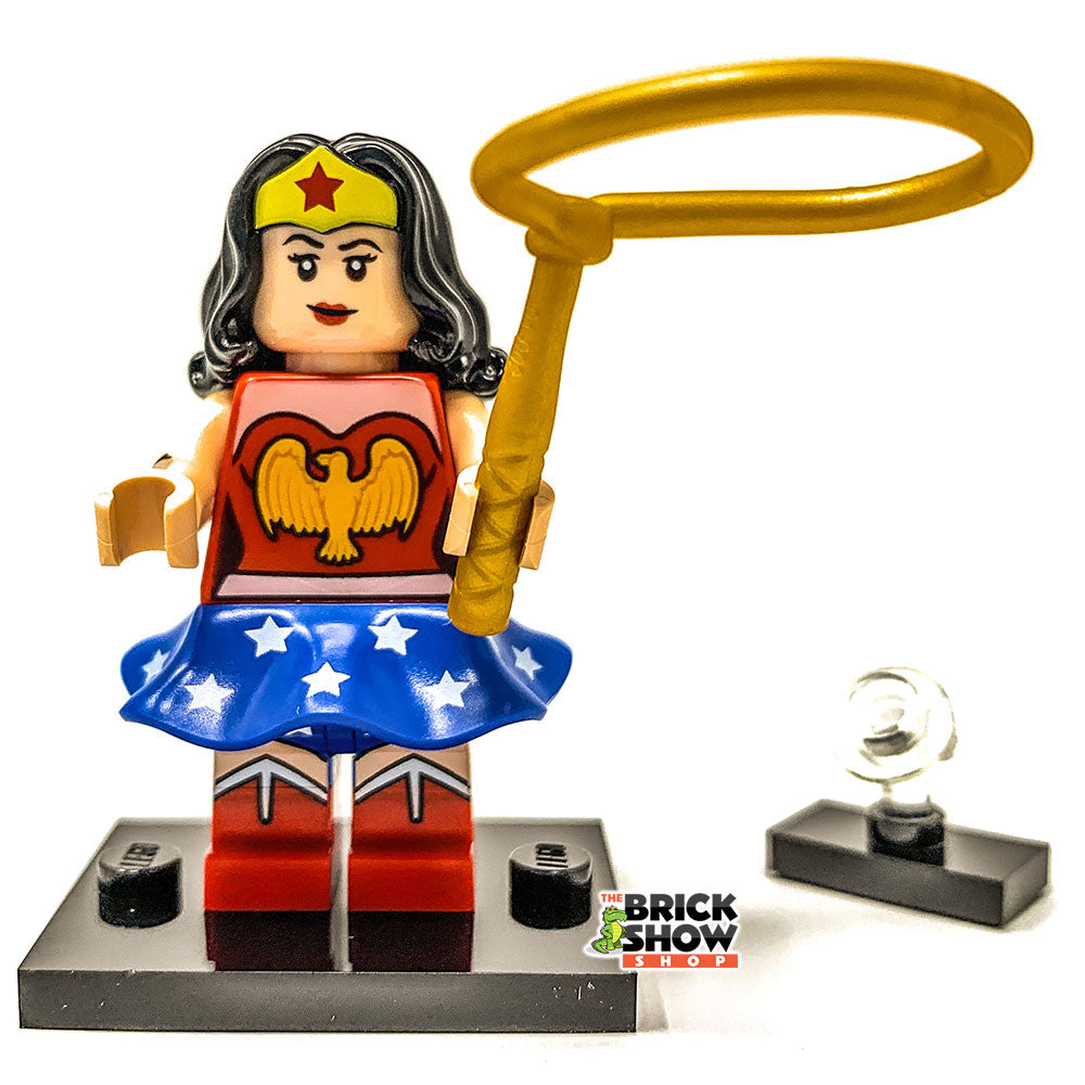 Wonder Woman (Classic 1941) - LEGO DC Comics Collectible Minifigure (Series 1)